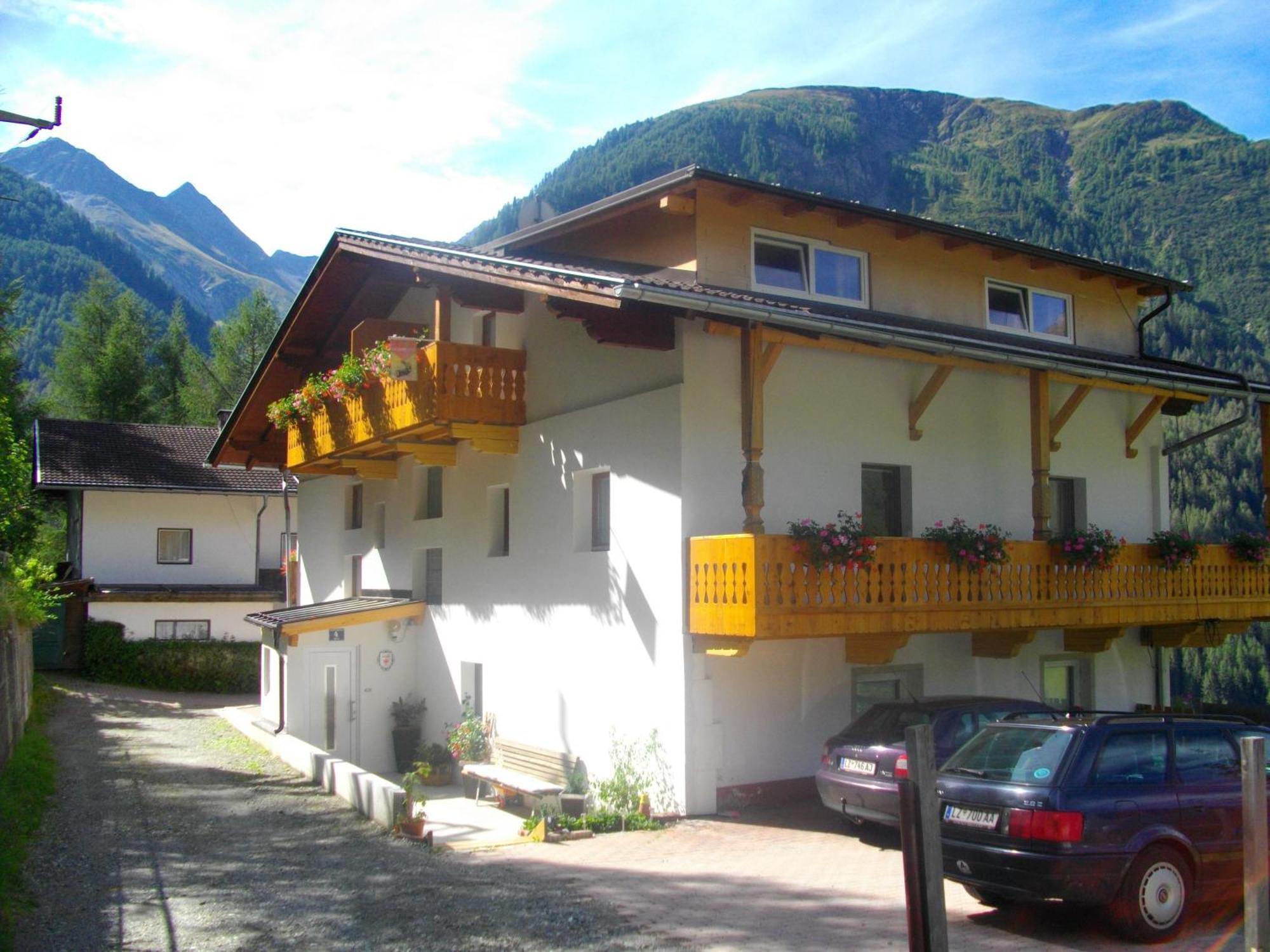 Haus Bergblick Apartment Pragraten Exterior photo