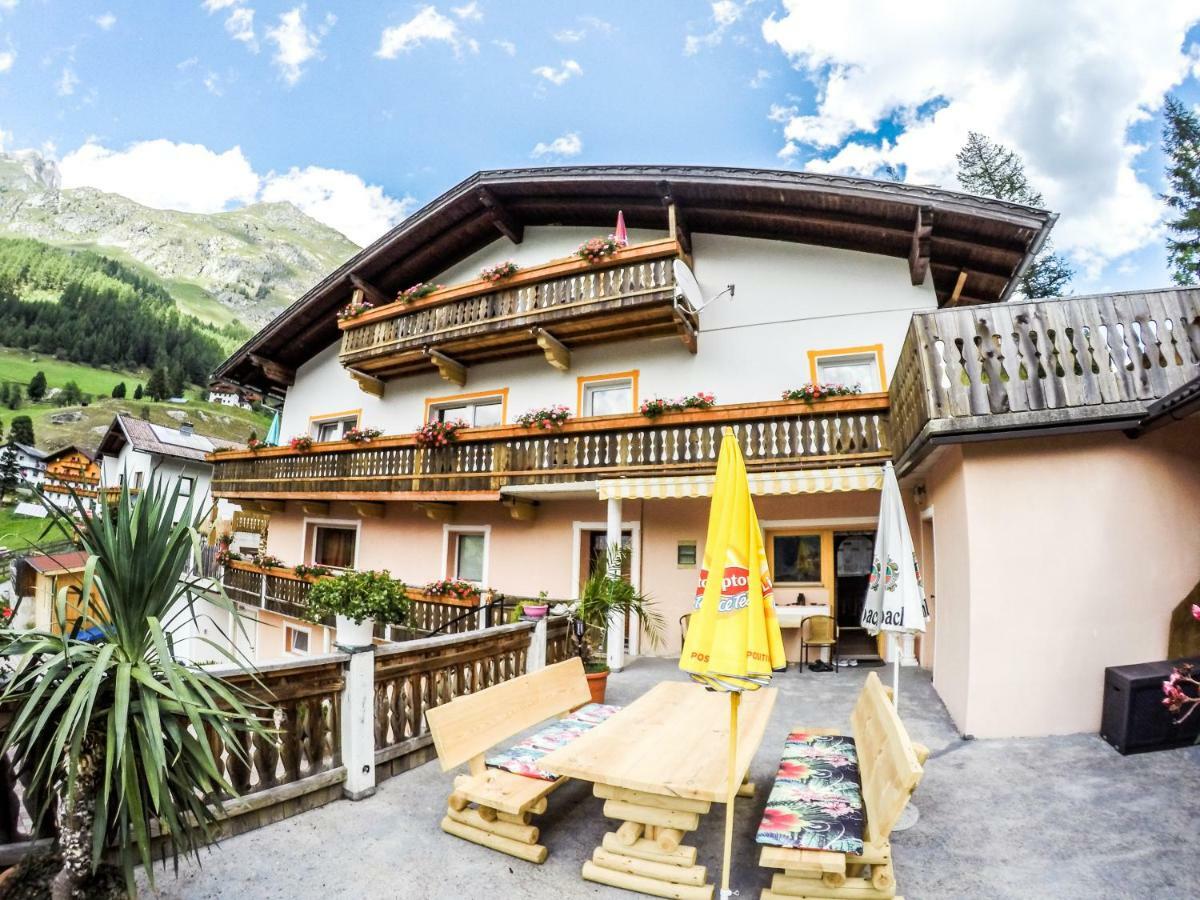 Haus Bergblick Apartment Pragraten Exterior photo