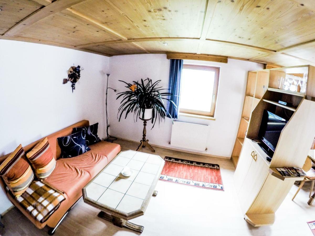 Haus Bergblick Apartment Pragraten Exterior photo