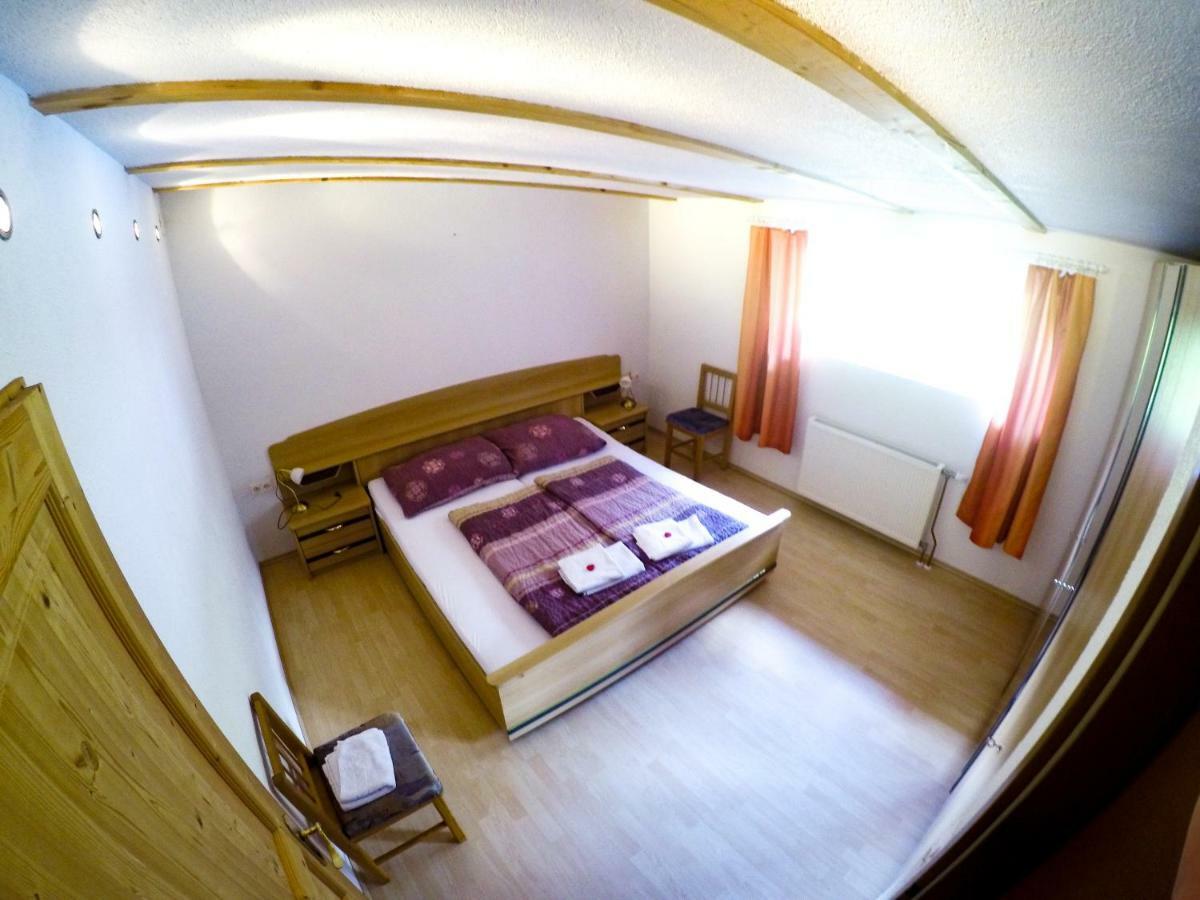 Haus Bergblick Apartment Pragraten Exterior photo